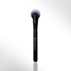 Cheek Fan Brush · Diffused Glow Control