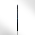 Mini Crease Brush · Targeted Definition