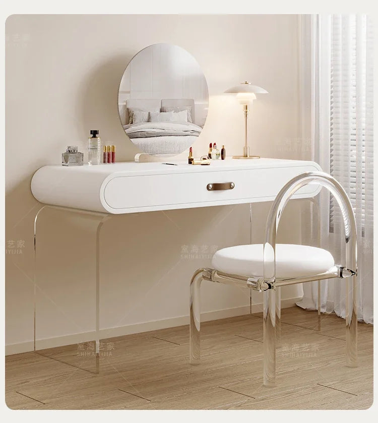 Modern Muse Vanity