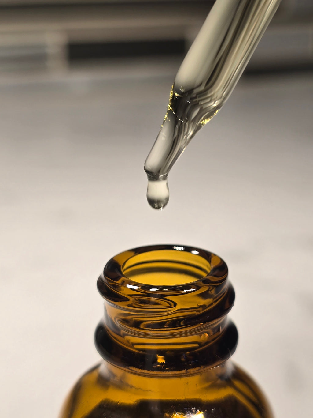 Huile anti-âge à l'or rose VHUES